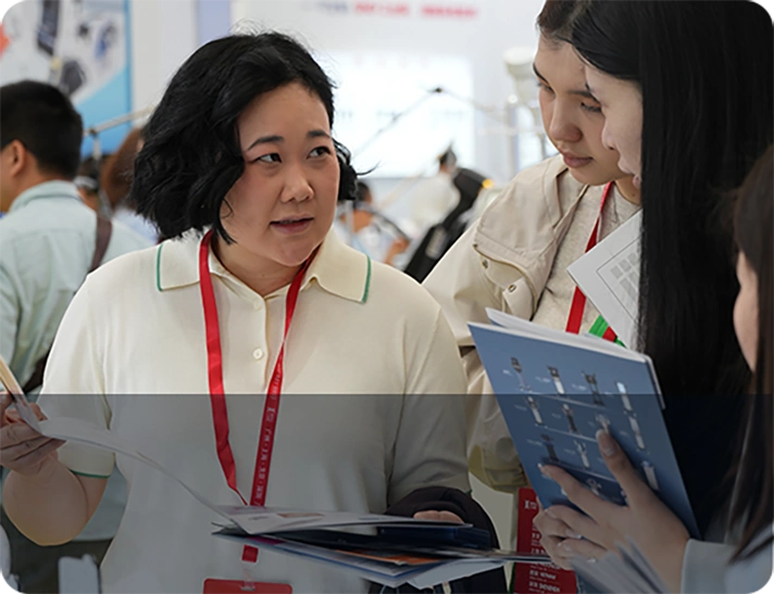 Product consultation at a beauty exhibition